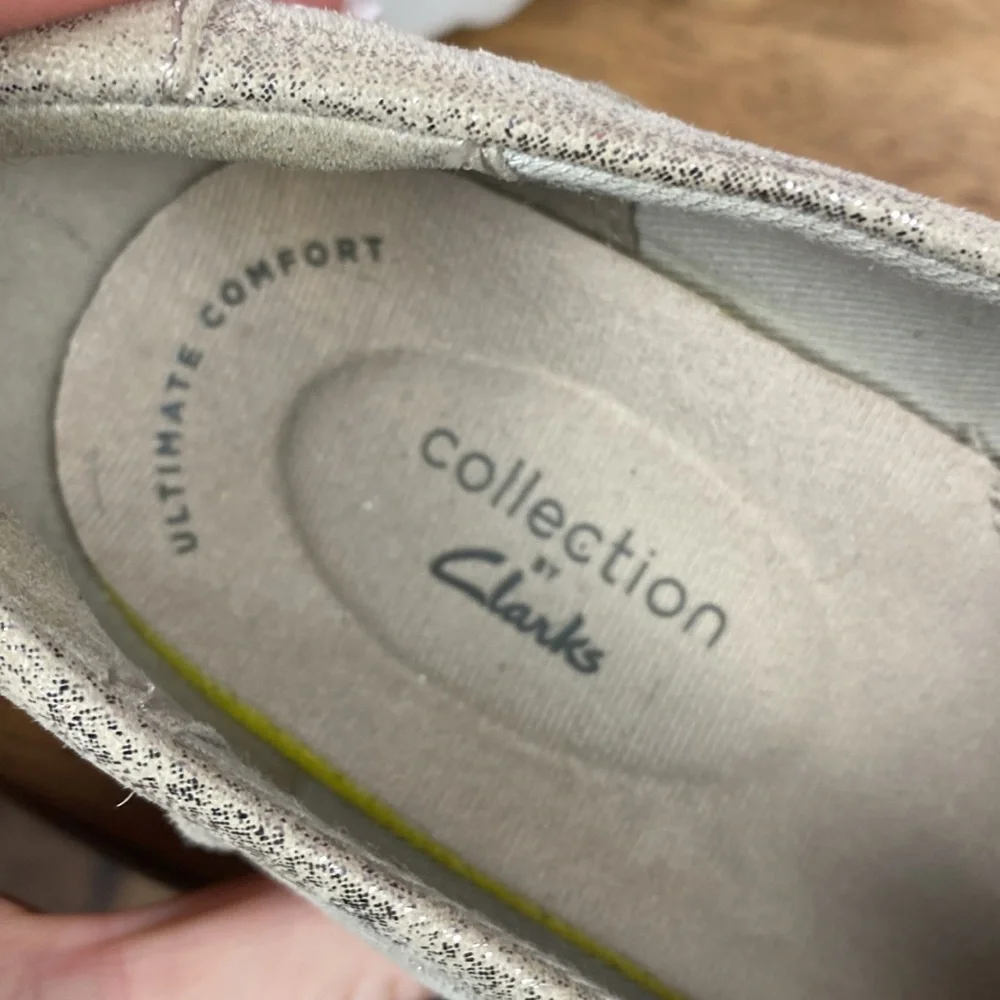 Clarks Womens Sharon Ranch Gold Metallic Platform Slip On Comfort Loafers Sz 8.5 - Picture 14 of 15